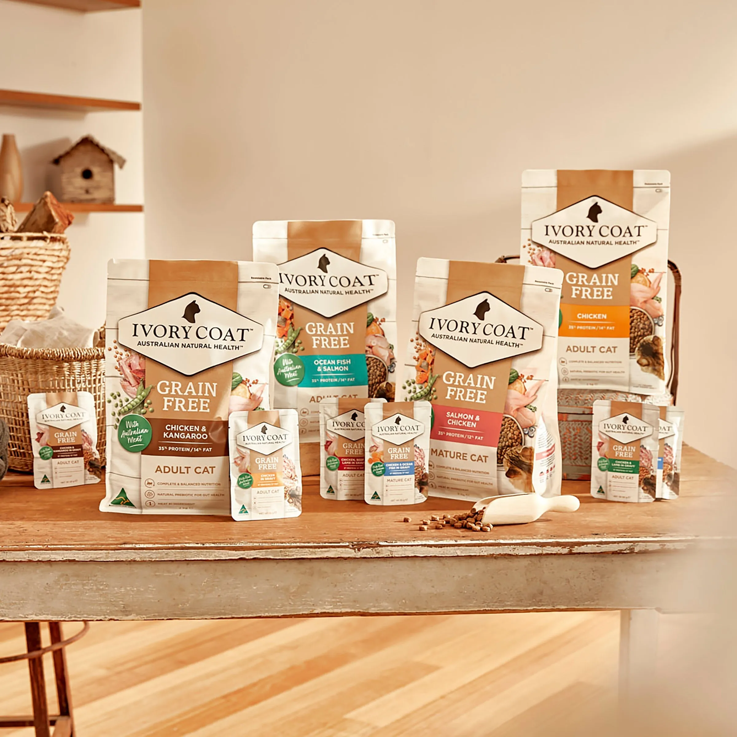 Ivory Coat Grain Free Chicken and Ocean Fish in Jelly Adult Cat Wet Food 85g x 12 ( _ )