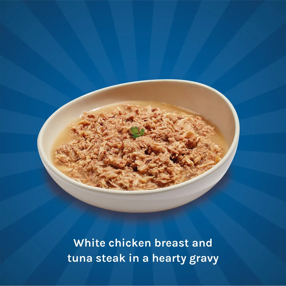 Kennel Kitchen Chicken with Tuna Shreds in Gravy Wet Food and Creameroo Crab with Mackerel Creamy Cat Treats Combo