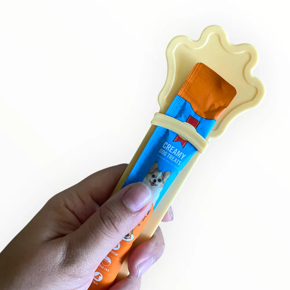 Talking Dog Club Wet Treat Dispenser Feeding Spoon for Dogs and Cats (Pale Yellow)